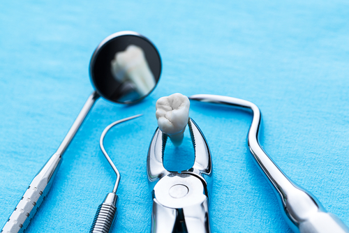 tooth extraction recovery tips
